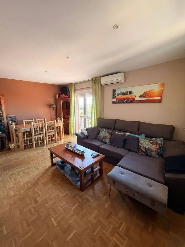 Elutuba - Apartment with Terrace in Casco Antiguo
