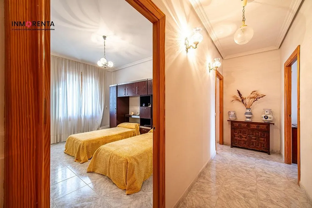 Magamistoad - Detached House with Terrace in La Mata