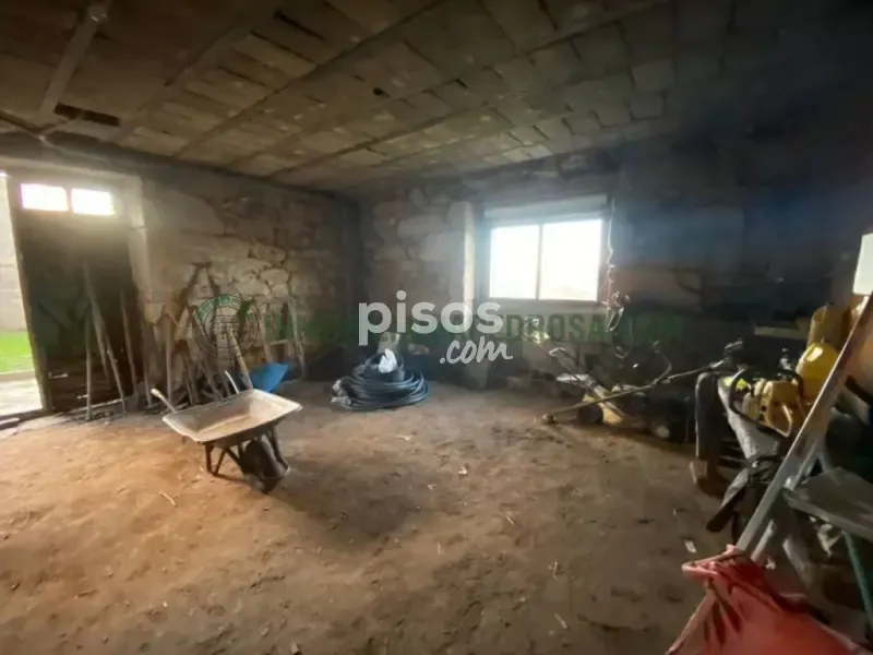 Pièces - Spacious House with Large Garden in Seixo