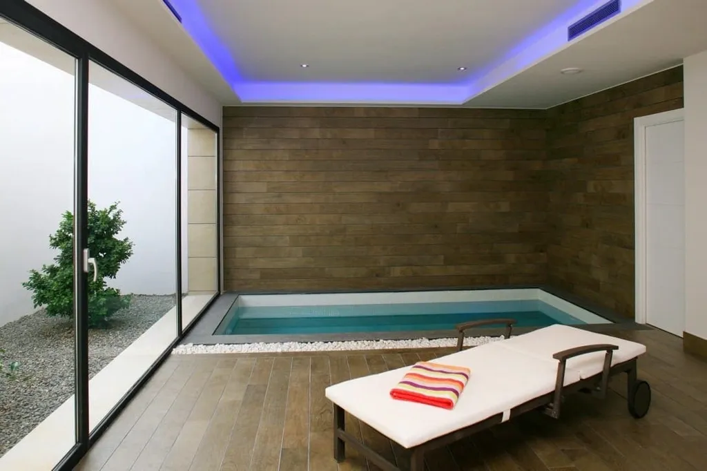 pool_area