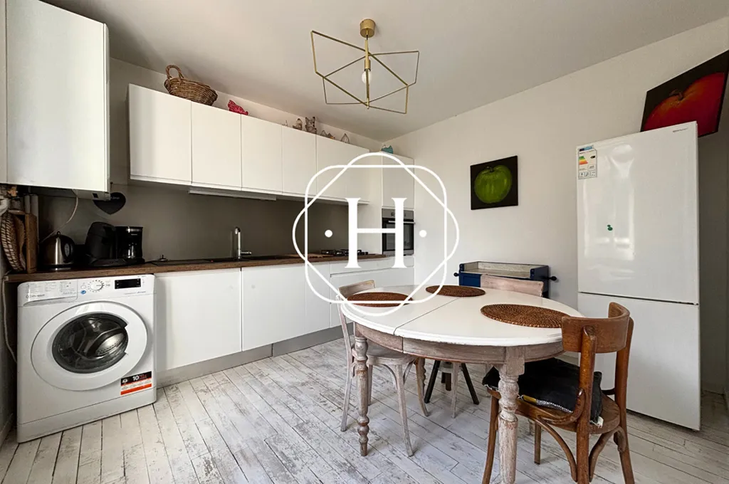Cuisine - Duplex Rénové avec Mezzanine à Bourg-en-Bresse