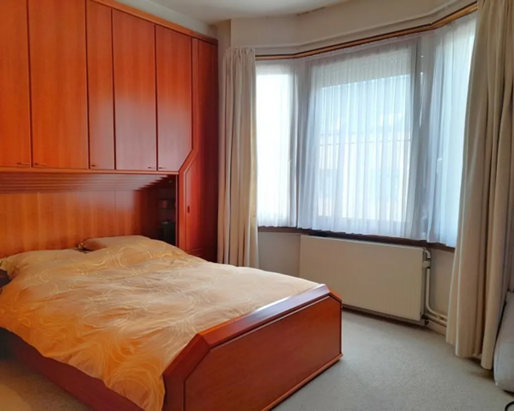 Bedrooms - Mixed-Use House with Garden in Nijlen