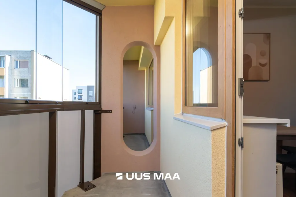 Balcone - Renovated Apartment with Balcony in Loo