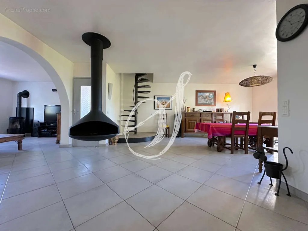Séjour - Villa avec Piscine sur les Hauteurs de Montpellier