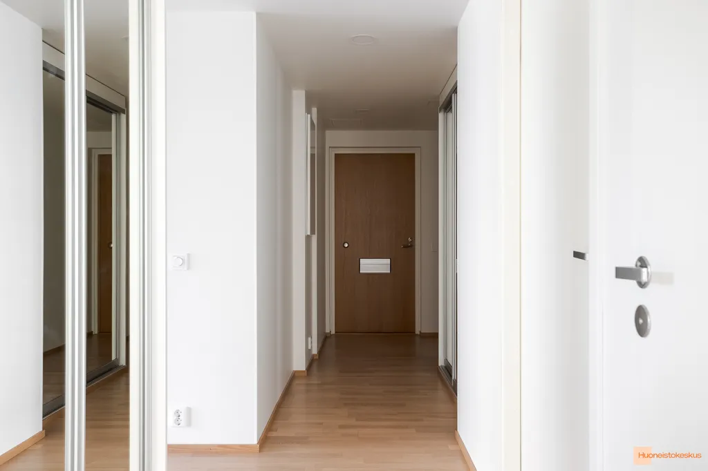 Esik - Modern Flat with Balcony in Jyväskylä
