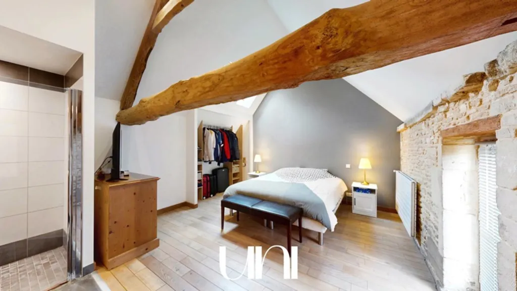Chambres - Maison de Maître en Pierre avec Jardin à Anguerny