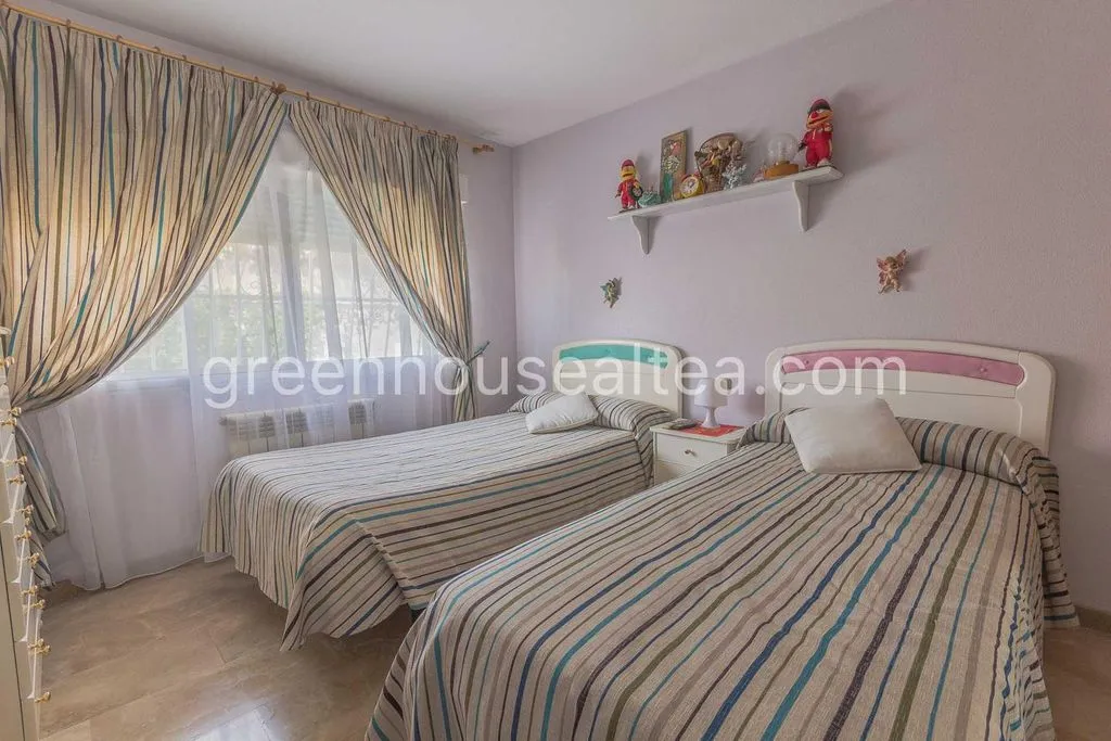 Bedrooms - Luxury Villa with Pool in L'Alfàs del Pi