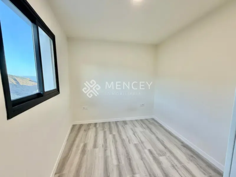 Pièces - Modernised Flat with Private Garage in La Candelaria