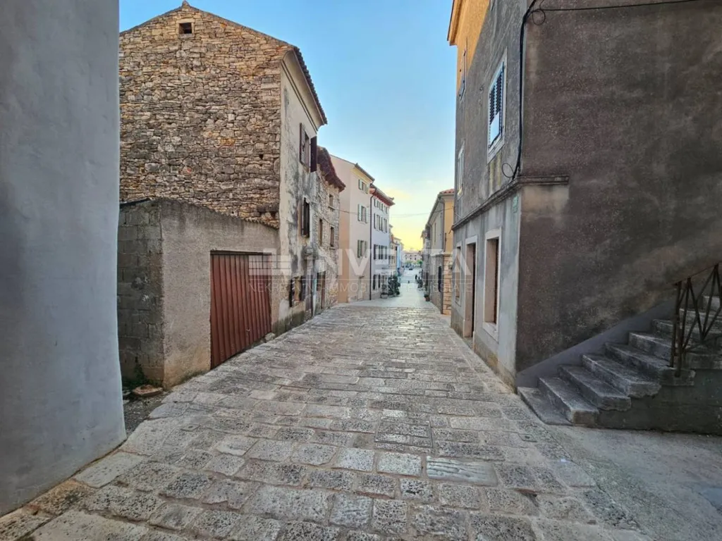 Extérieur - Authentic Stone House with Multiple Entrances in Bale