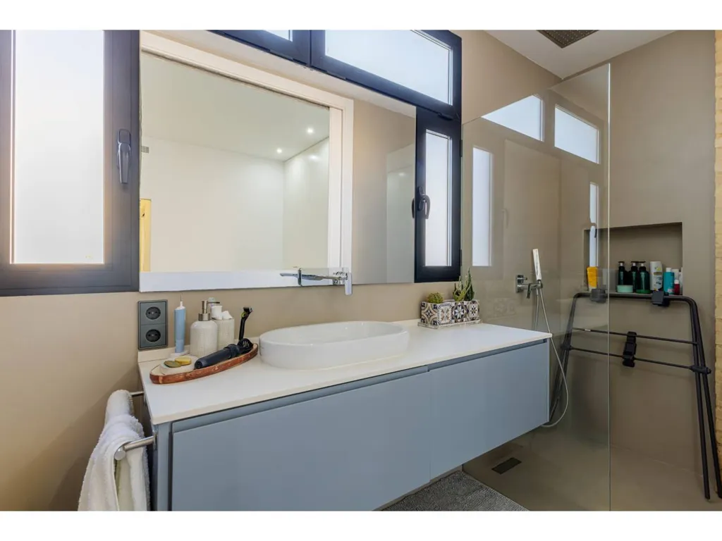 Vannitoad - Modernised Flat with Balcony in Gran Vía