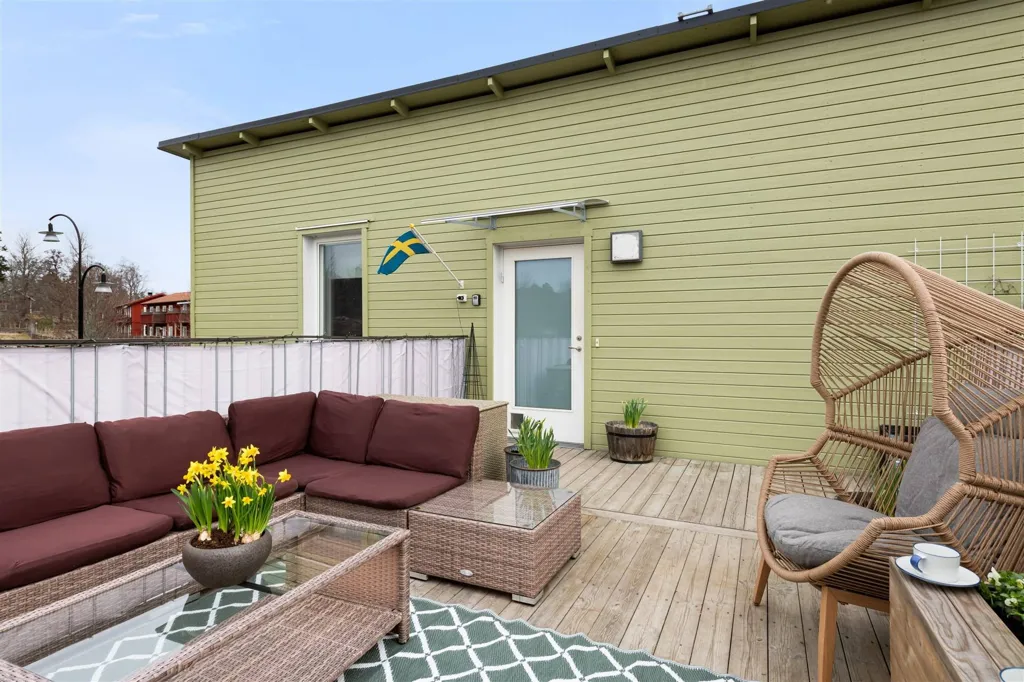 Terrass - Apartment with Terrace in Norrtälje