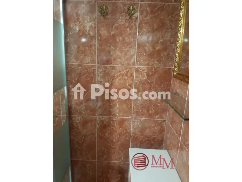 Salles de bain - Air-Conditioned Flat in City Centre