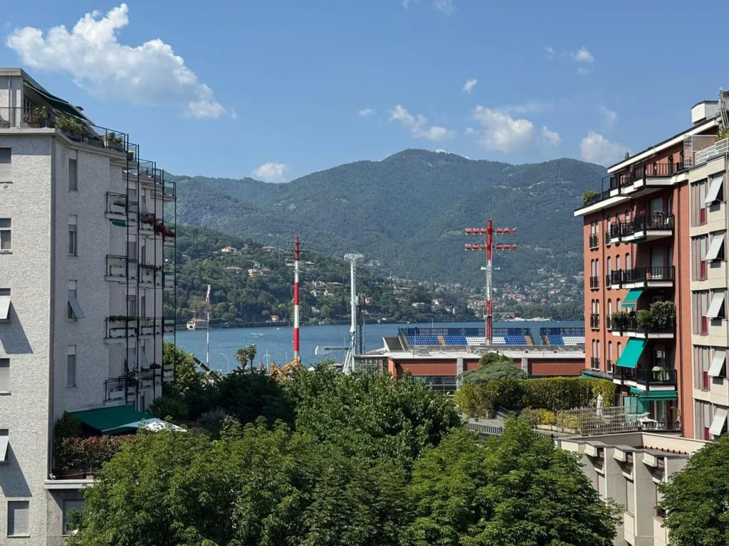 Balcone - Panoramic Lake View Apartment in Como