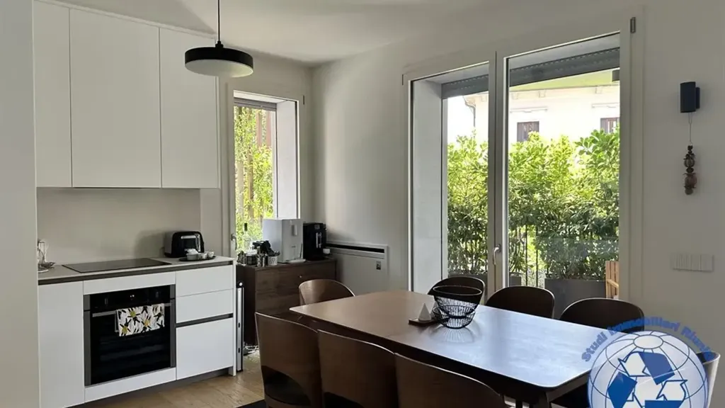 Sala da pranzo - Modern Apartment with Terraces in Monza
