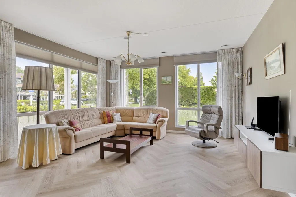 Elutuba - Ground Floor Apartment with Terrace in Goes