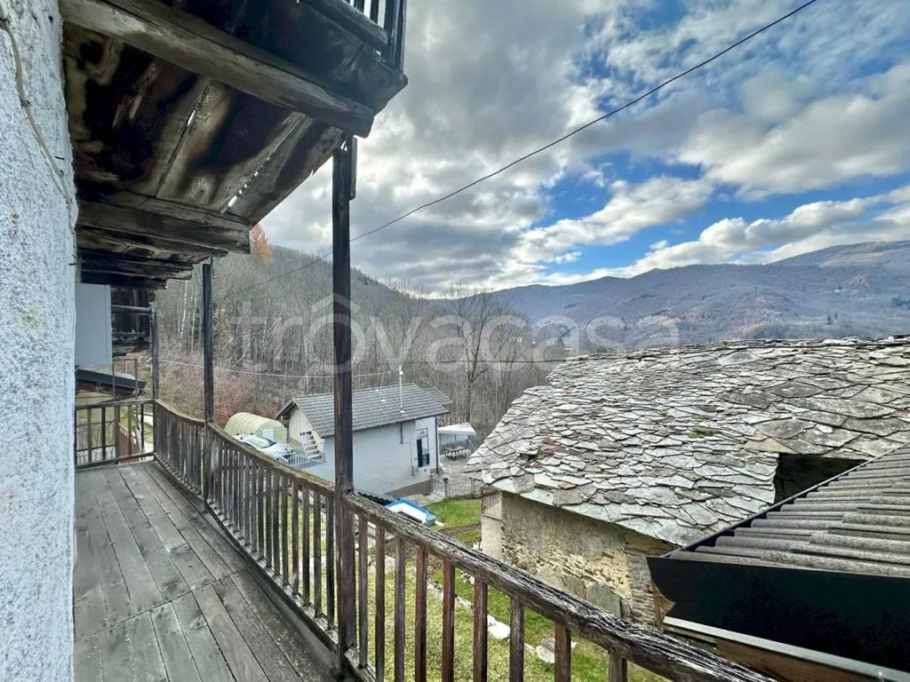 Rõdu - Rustic Stone House with Monviso View in Busca