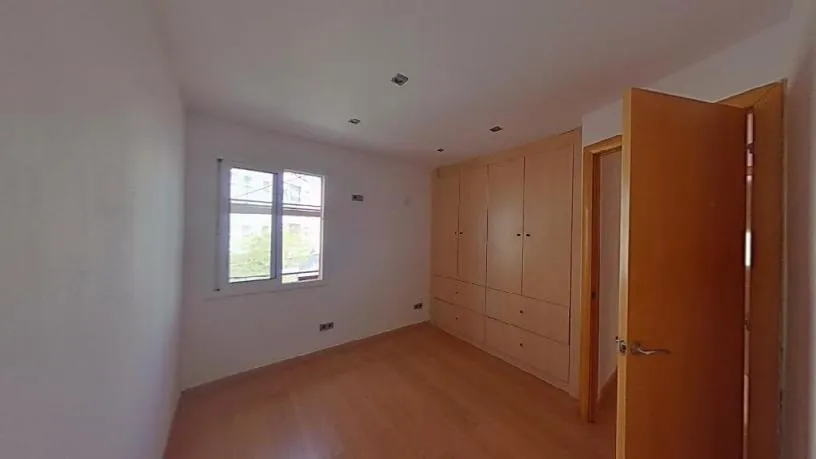Pièces - Apartment with Central Location in Martorell