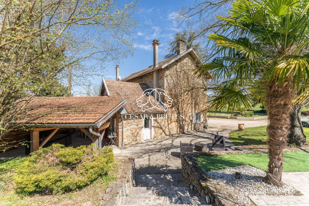 Välivaade - Renovated Stone House with Pool in Chozeau