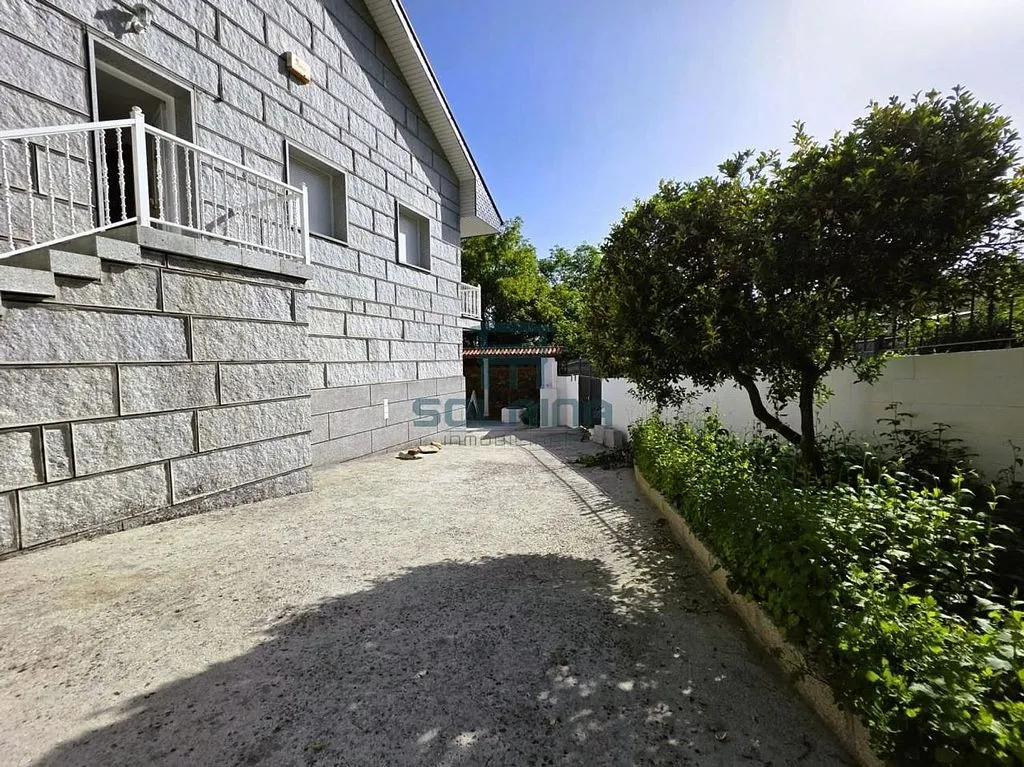 Jardin - Chalet with Terraces in Merca, A Coruña