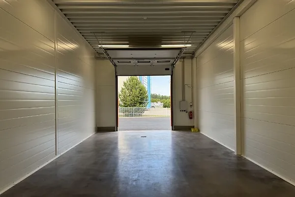 Garage - Commercial Unit with Separate Access in Tartu