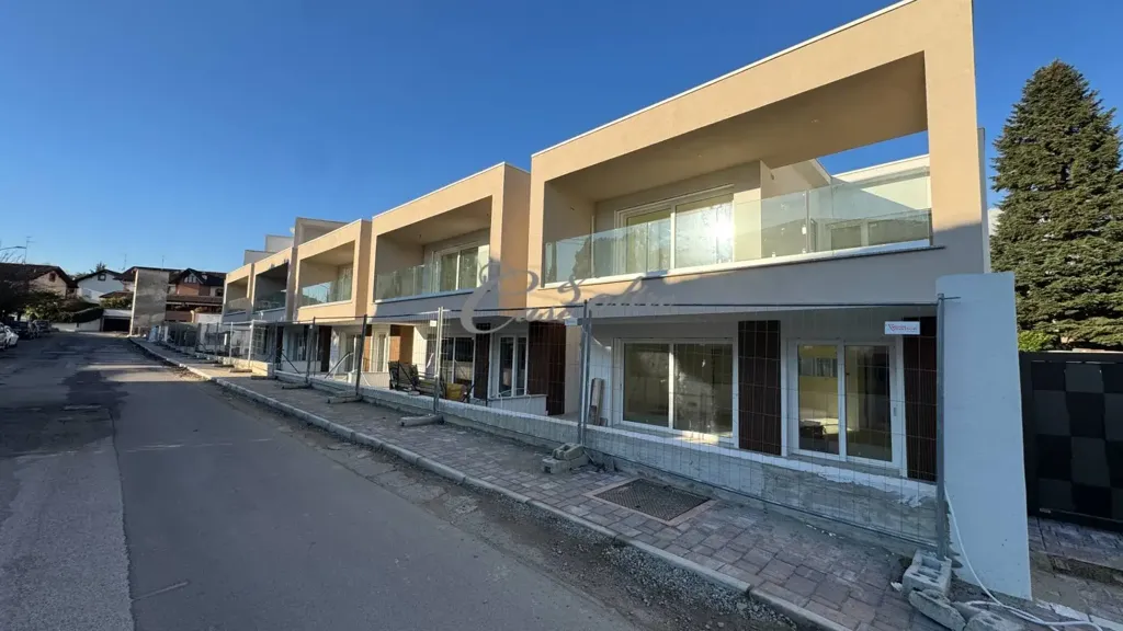 Extérieur - New Villa with Terrace in Cantù