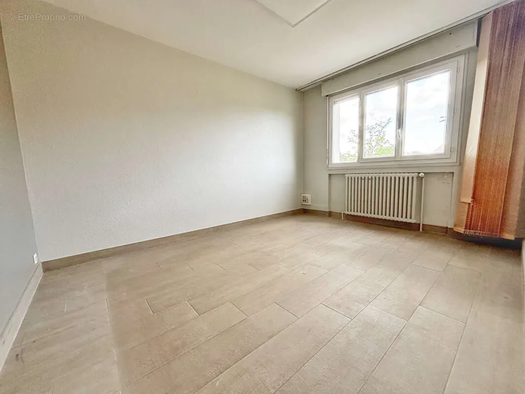 Appartement 4 pièces à La Verpilliere