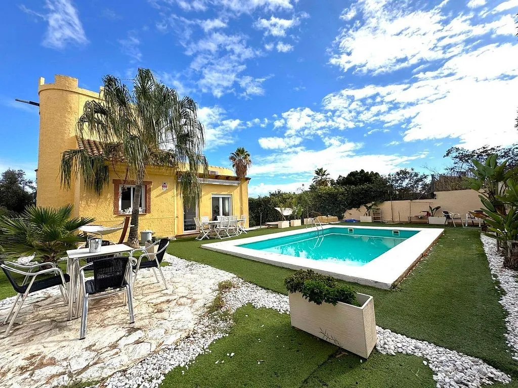 Bassein - Villa with Sea Views in Vera Playa