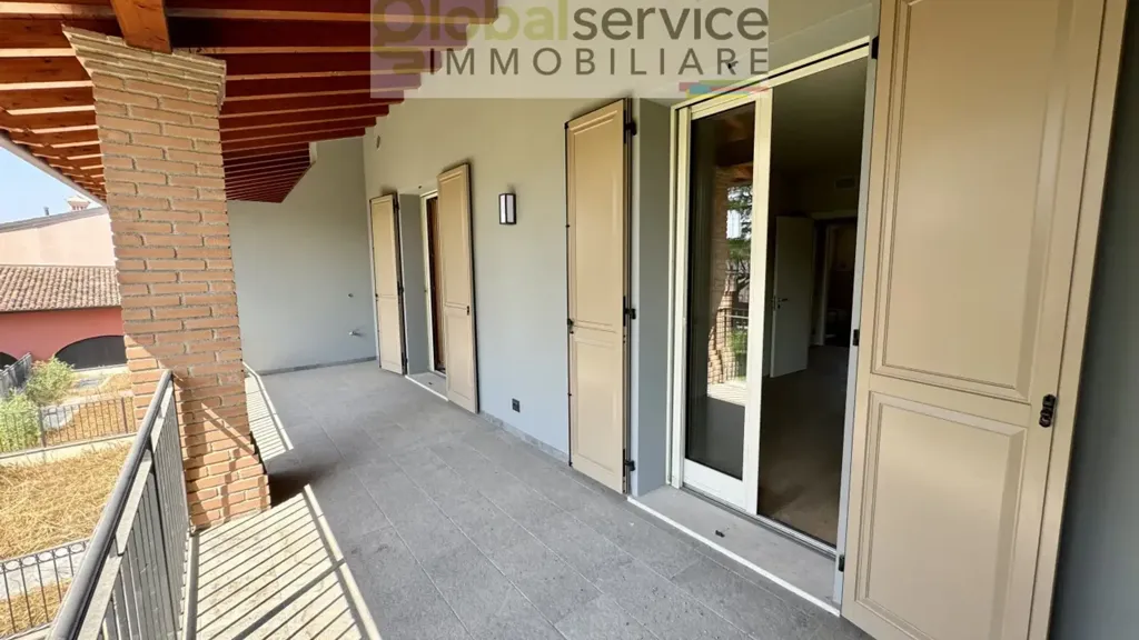 Terrazza - Trilocale with Private Loggia in Calcinato