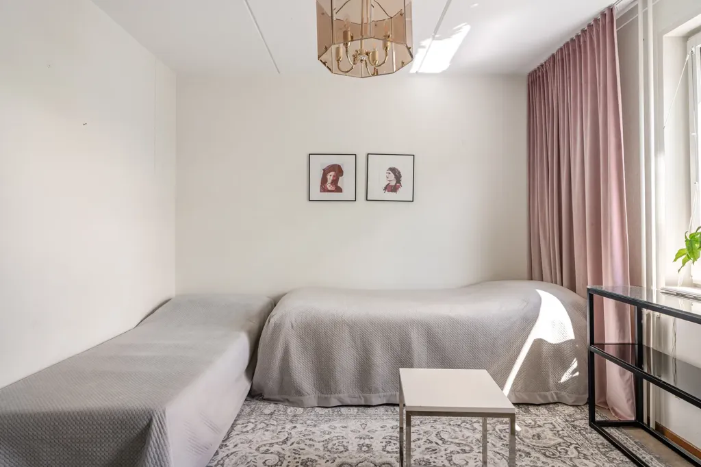 Bedrooms - Apartment with Rental Unit in Täby