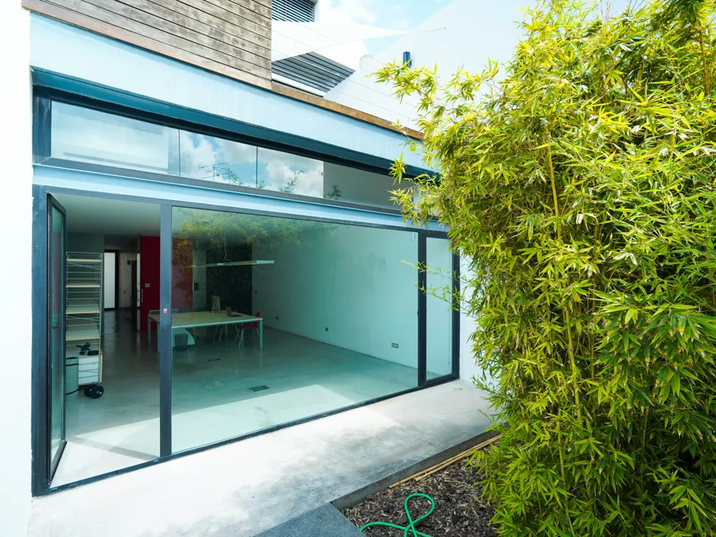 Jardin - Architect-Designed House with Studio in Almoradí