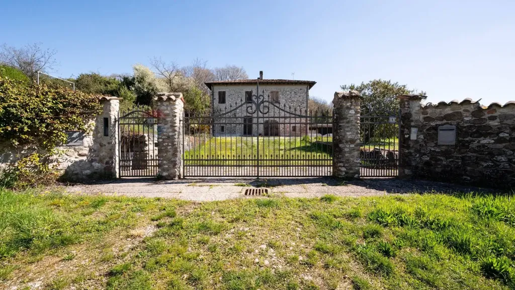 Välivaade - Villa with Pool in Cavriana