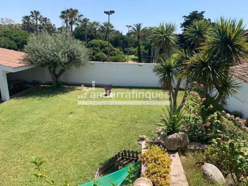 Jardin - Luxury Chalet with Pool in Urbanisation Berà