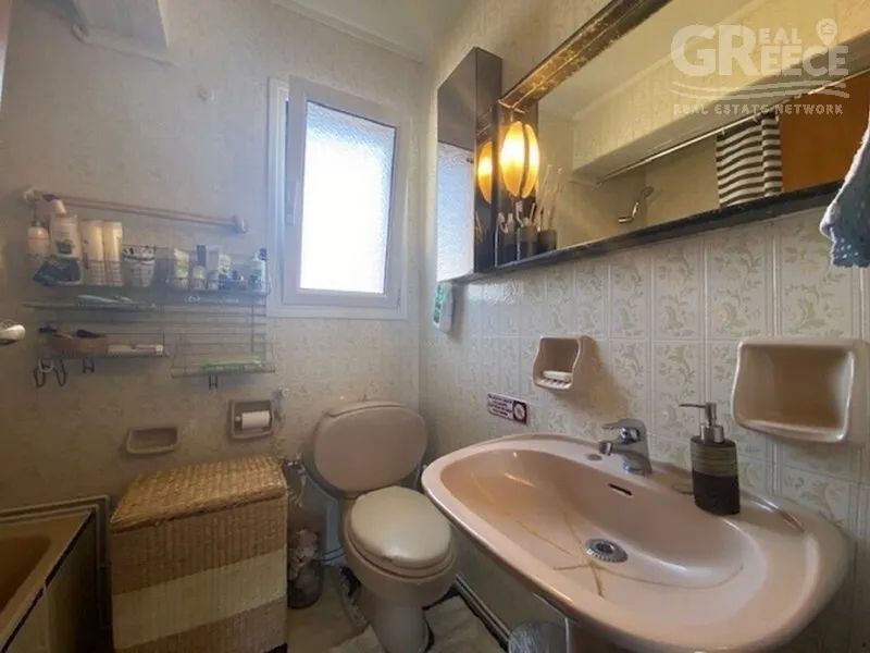 Salles de bain - Corner Penthouse with Sea View in Glyfada