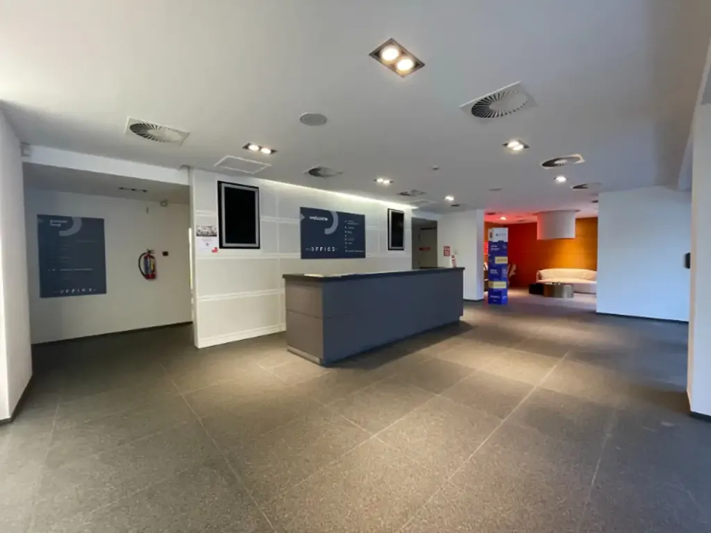 hallway_entrance
