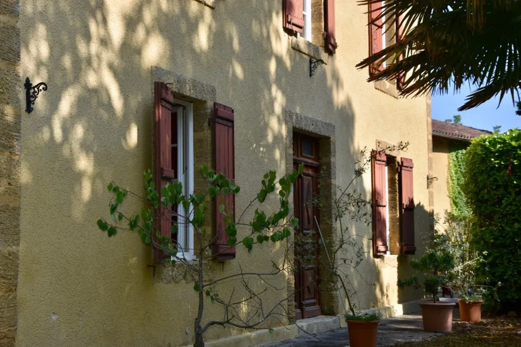 Extérieur - Maison de 8 Chambres avec Jardin et Vue à Rénover