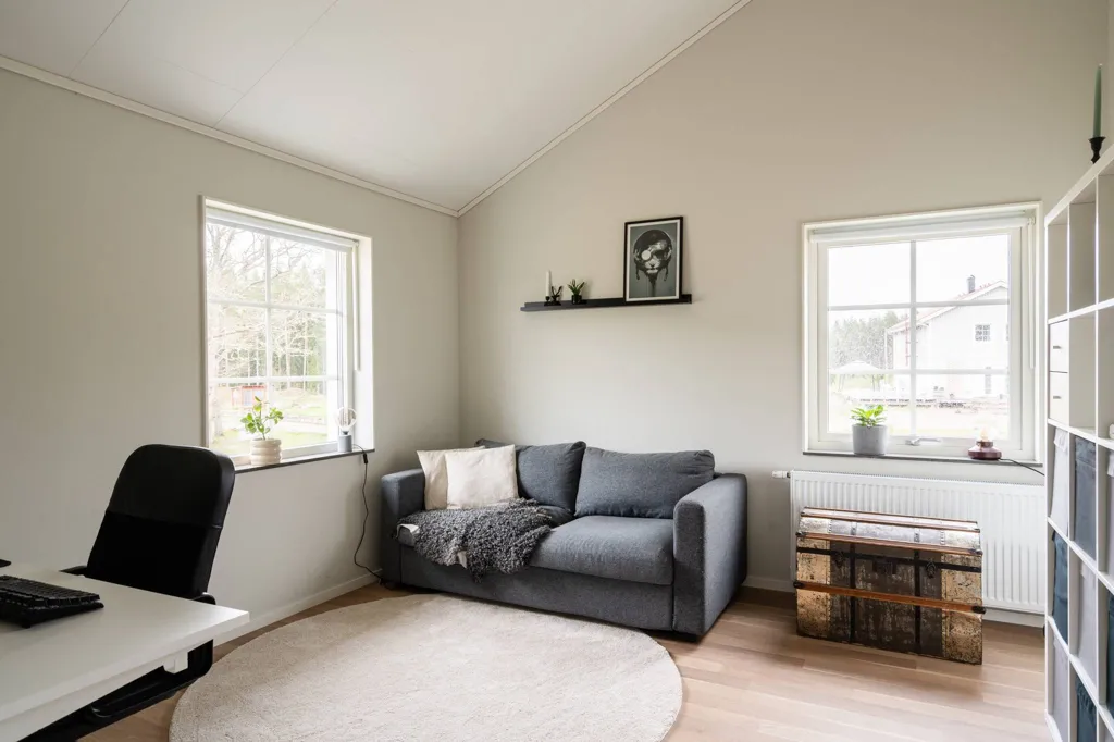 Kabinet - Modern Villa with Garden in Uls-Väsby