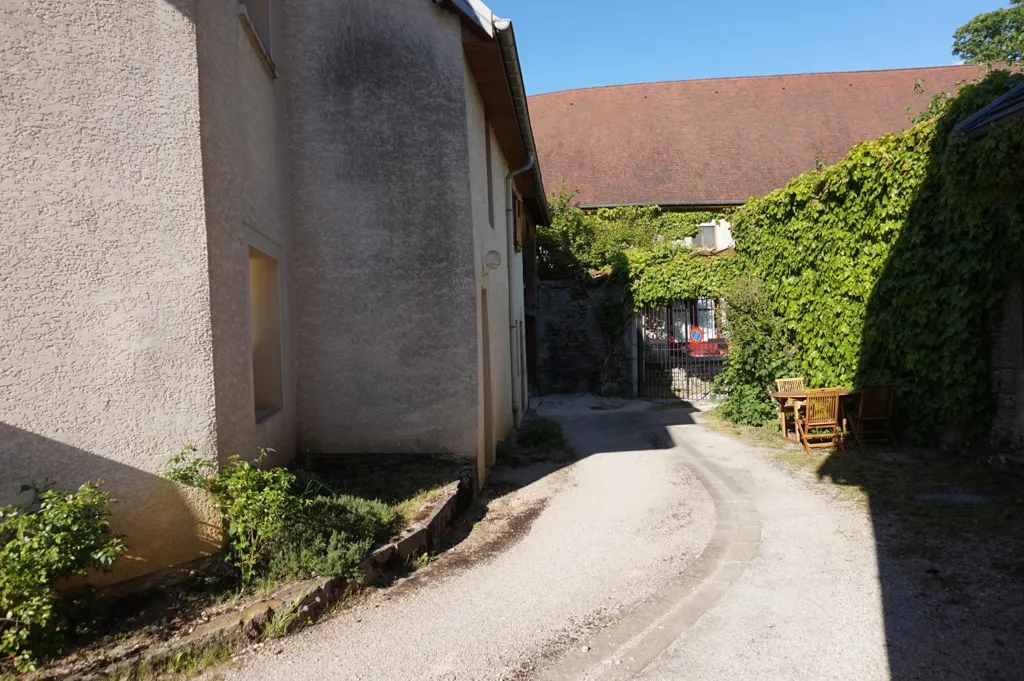 Extérieur - Maison de Village avec Jardin à Thoraise