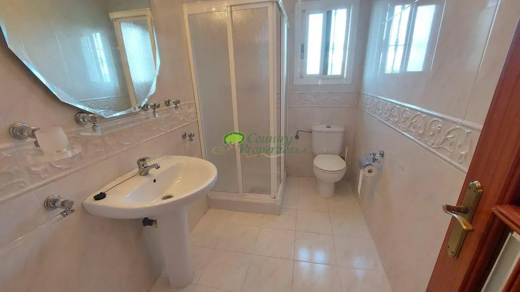 Vannitoad - Villa with Pool and Mountain Views in Canillas de Aceituno