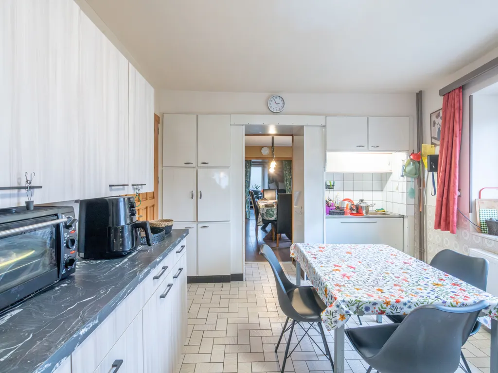 Cuisine - Maison Semi-Détachée pour Développement d'Appartements à Lierneux