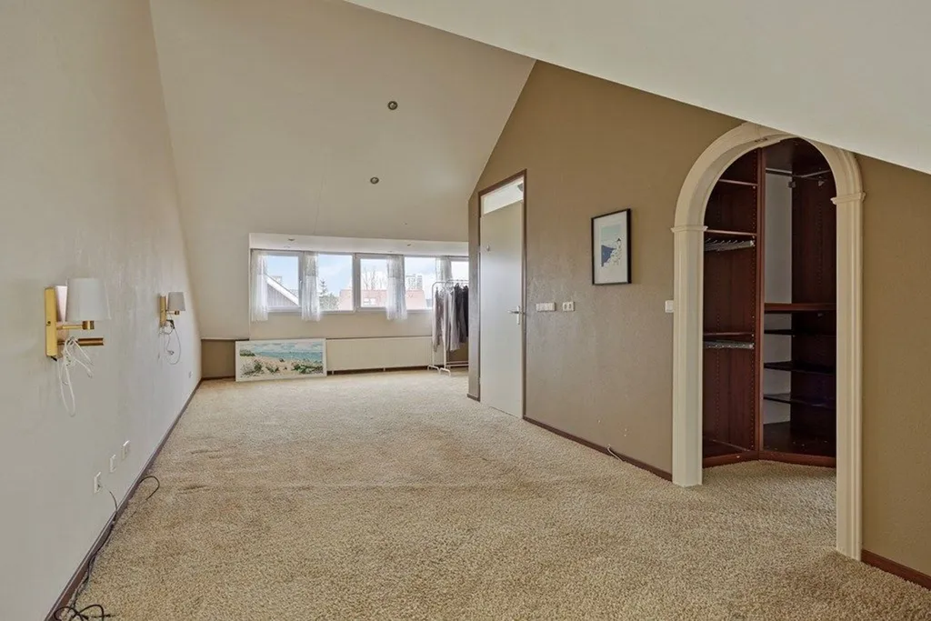 Pièces - 2-on-1 Apartment with Garden in Zoetermeer