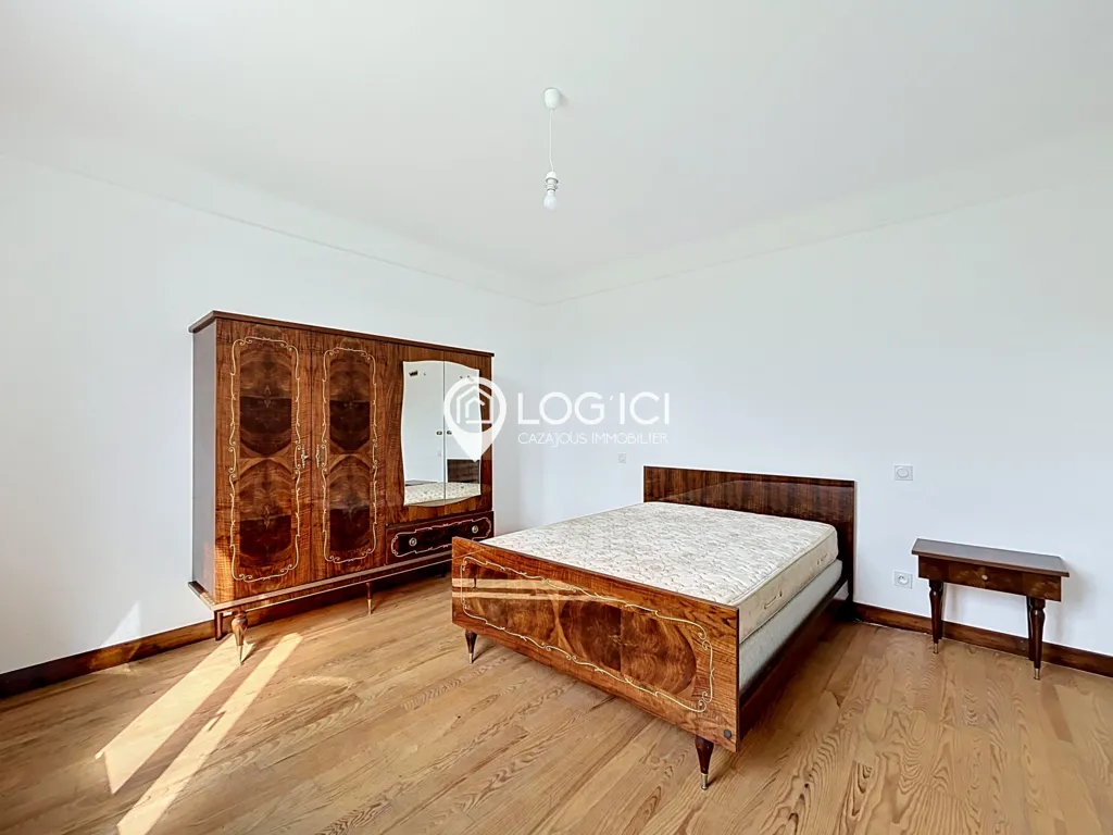 Chambres - Maison T8 avec Grand Terrain à Lestelle-Bétharram