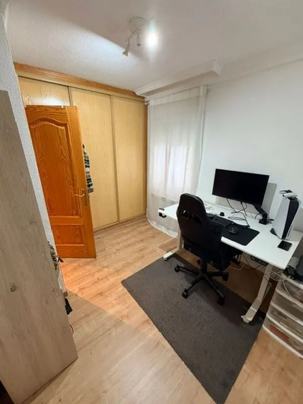 Bureau - Flat with Terrace in El Naranjo, Fuenlabrada