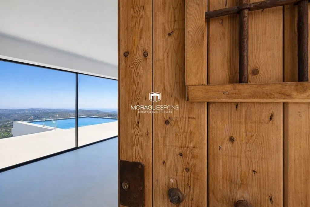Piscina - Contemporary Villa with Sea Views in Benitachell