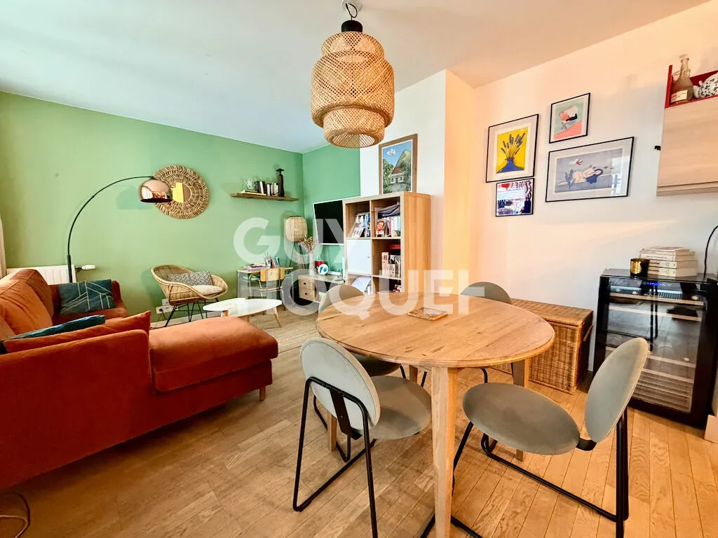 Elutuba - Flat with Balcony in Colombes