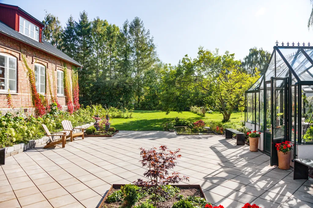 Giardino - Converted Schoolhouse with Garden in Ingelstorp