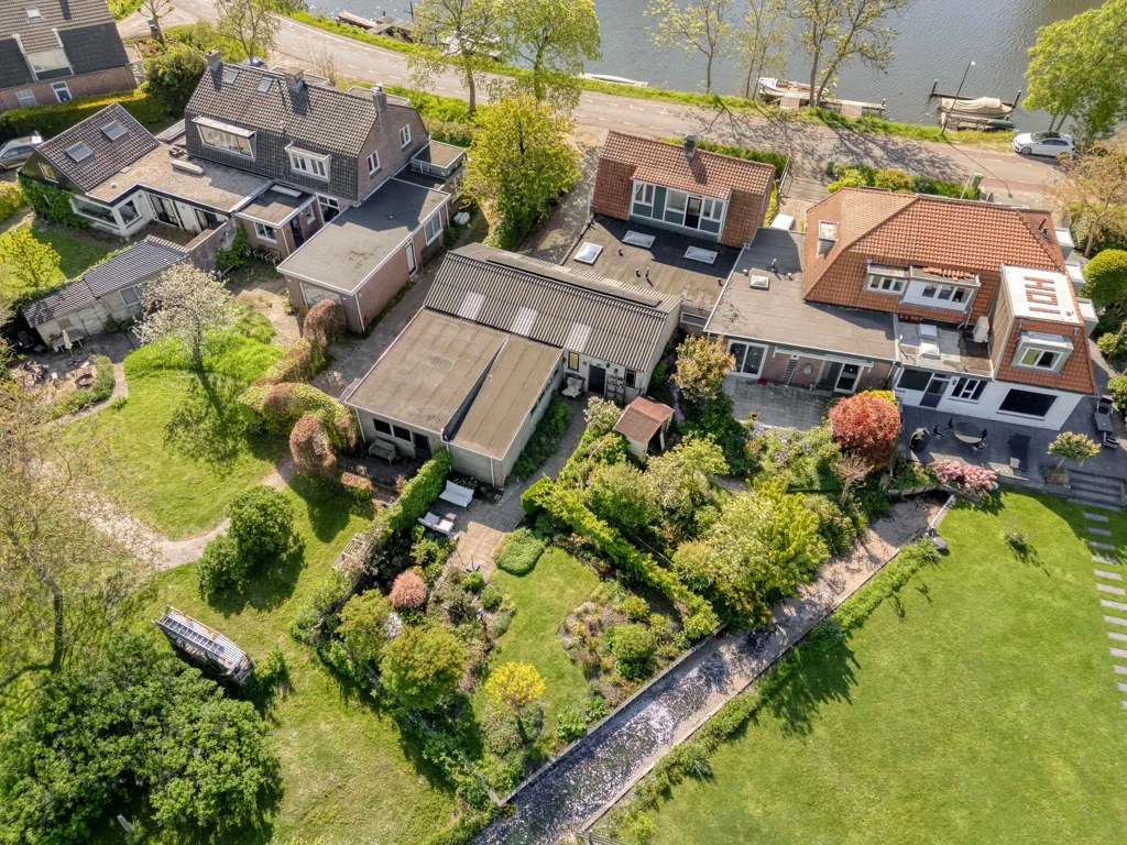 Vista aerea - Charming 1910 House with Water View in Vecht