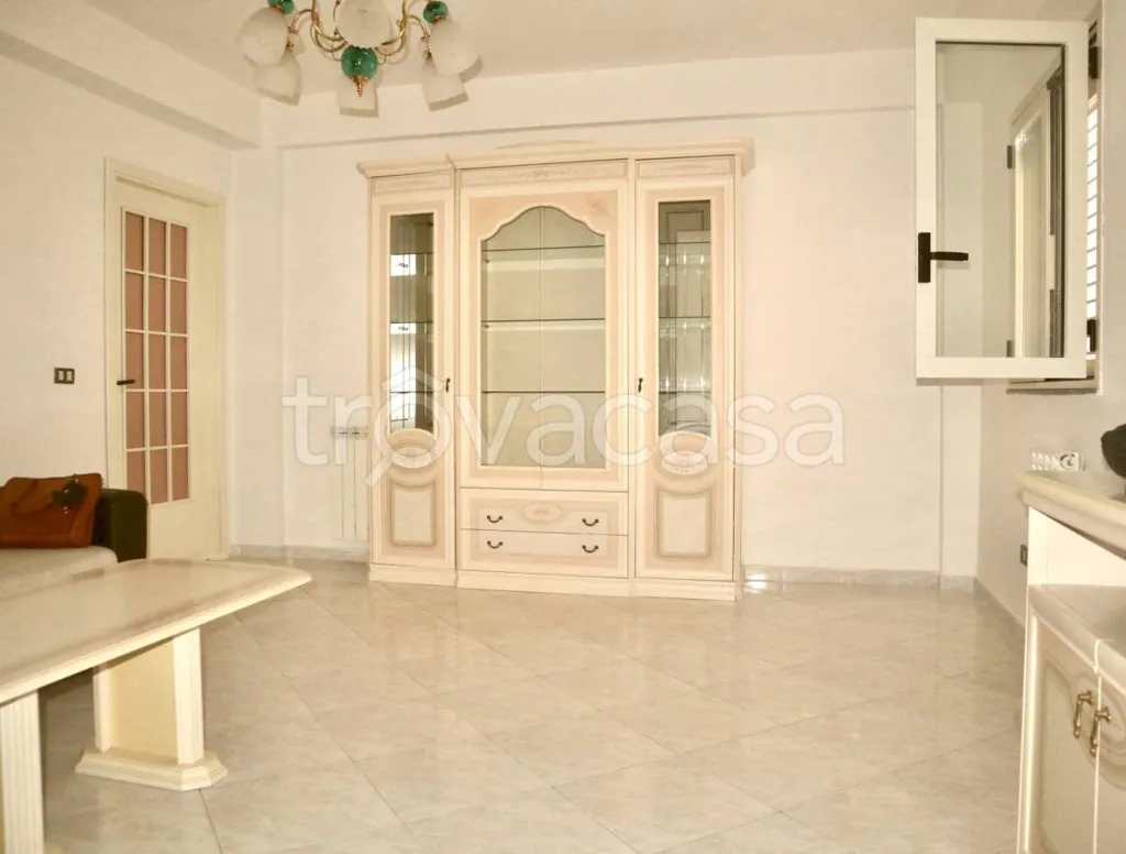 Séjour - Apartment with Balcony in Santa Croce Camerina