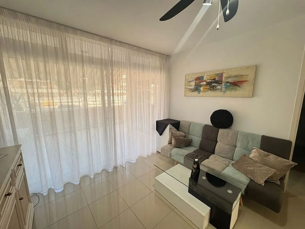 Elutuba - T2 Apartment with Pool in Los Cristianos