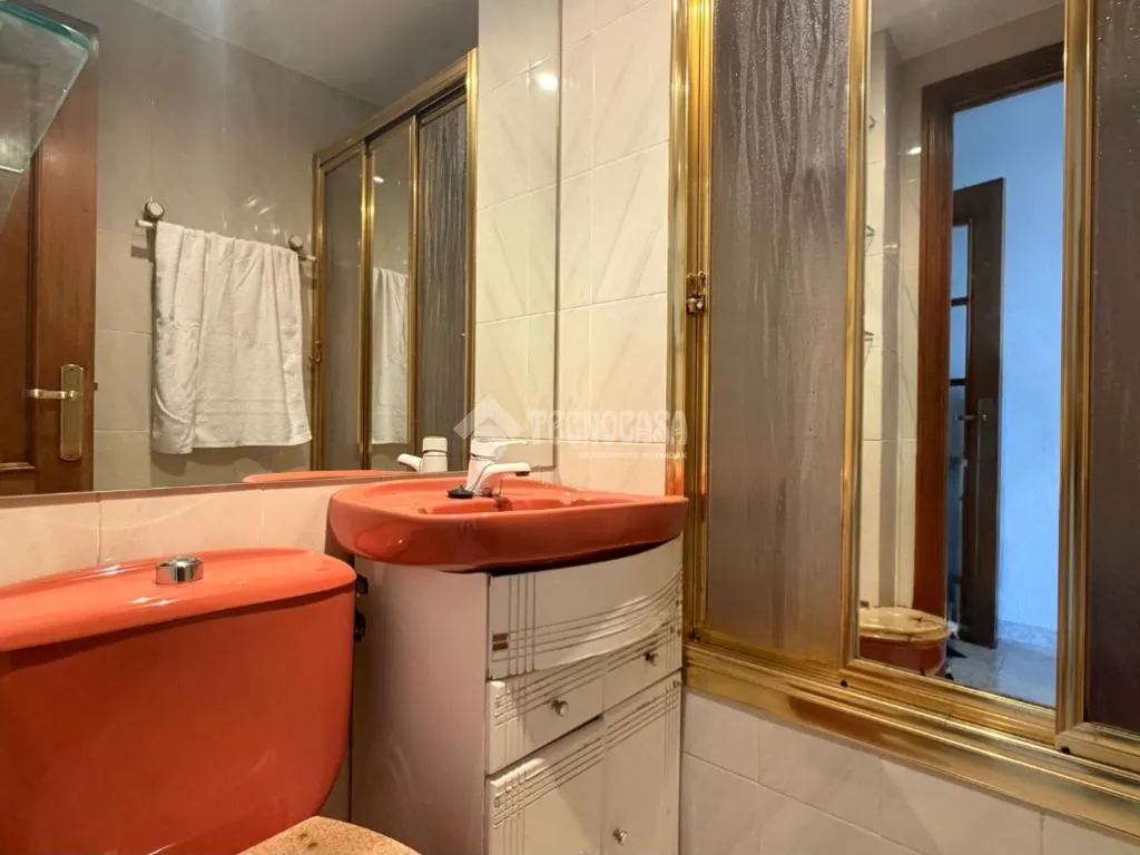 Bagni - Spacious Flat with West Terrace in Hortaleza