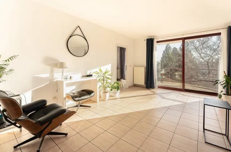 Séjour - Appartement 3 Chambres avec Terrasse au Centre de Waterloo